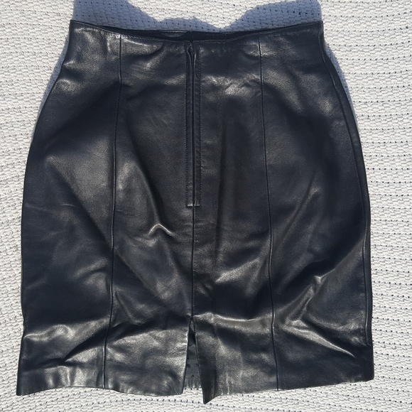 Vintage Black Leather Midi Skirt - Size 10 - Picture 4 of 4